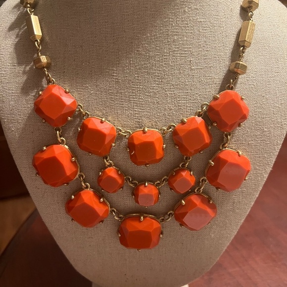 Stella & Dot Coral Bib Necklace - Picture 2 of 13